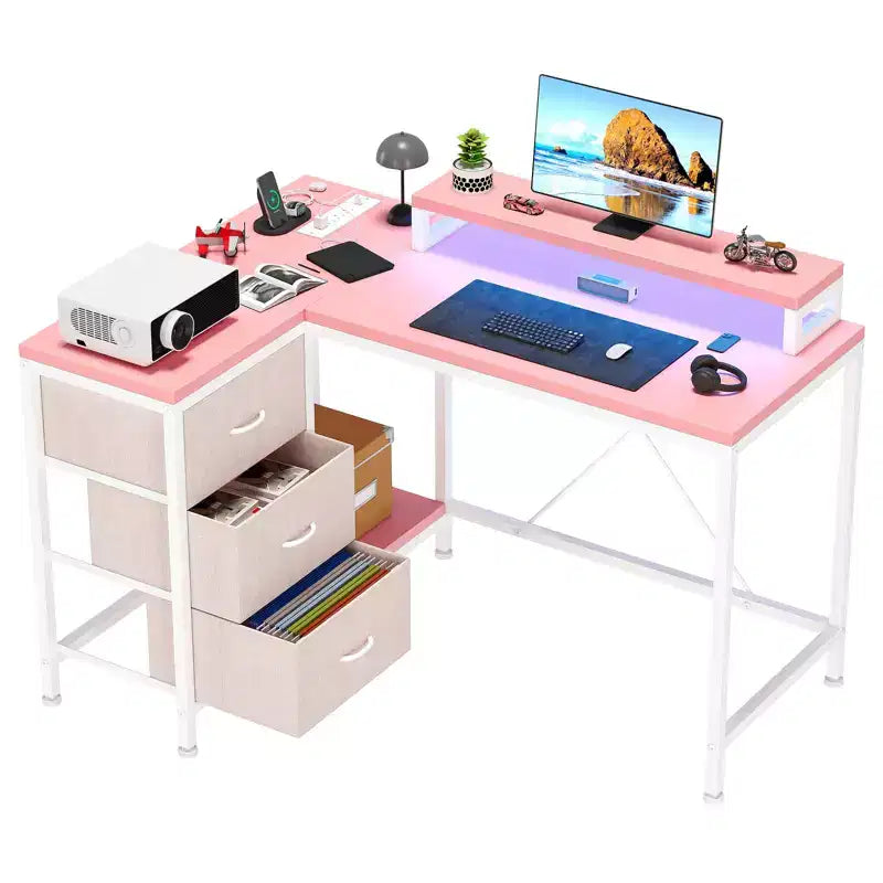 Scrivania gaming a L (47.3), Scrivania angolare reversibile con 3 cassetti, prese di corrente e porta USB per ufficio domestico (1 pezzo)