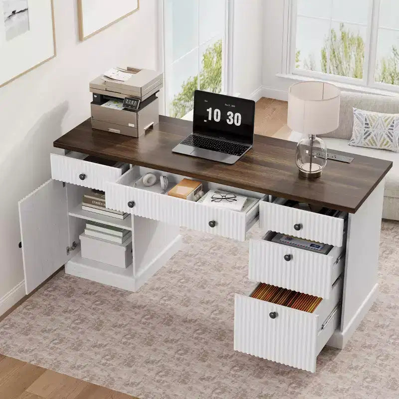 Scrivania Direzionale Moderna da 150 cm con Stazione di Ricarica e Cassetti per Documenti, Scrivania da Ufficio in Legno Scanalato con Contenitore per Studio, Scrivania per Computer